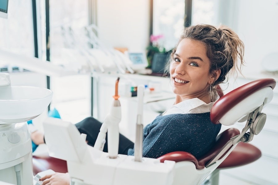 choosing a local dentist, Oakboro dentist, dentist qualifications, dental care services, dental technology, patient-centered care, dentist recommendations